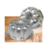FORMINHA TORTA SUIÇA DECORADA GOMADA Nº 2 (ALUMÍNIO) 6 UNIDADE - 9X4 CM.